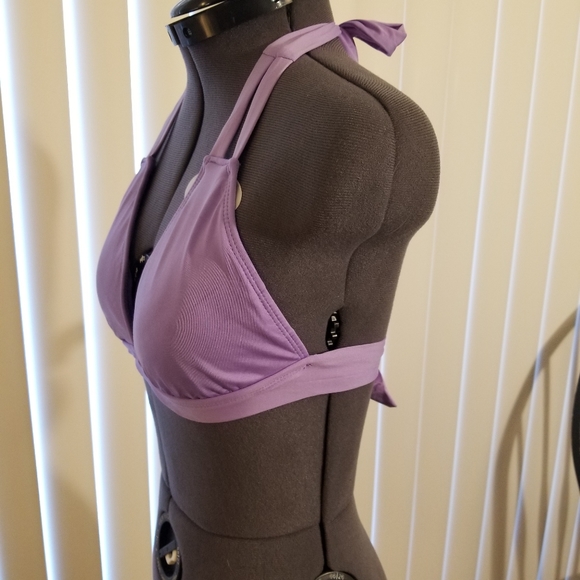 Mossimo light purple bikini top medium - Picture 2 of 3